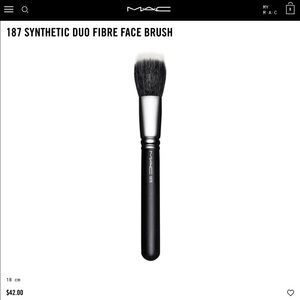 MAC 187 Authentic Duo Fibre Face Blending Brush